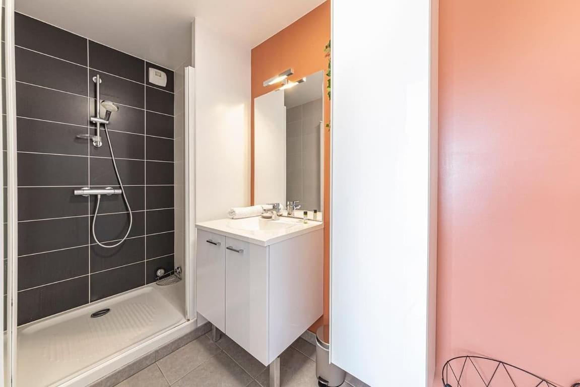 Le Maginot, T4 De Standing, Terrasse Et Parking Apartment Rennes Exterior photo